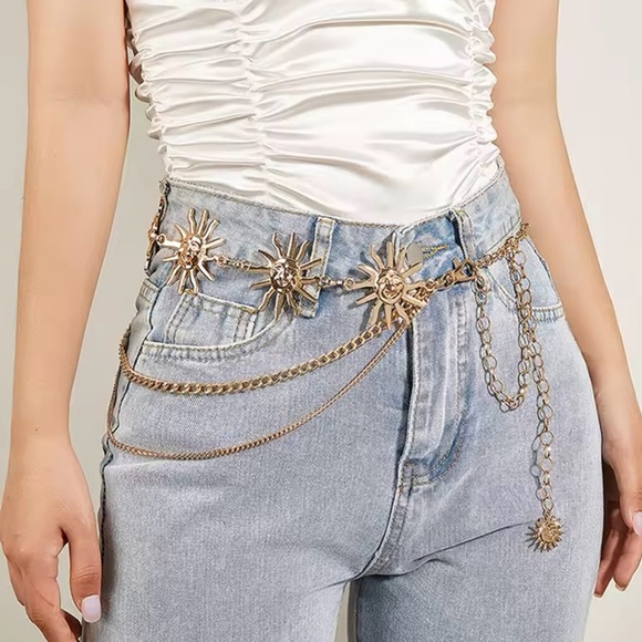 Multilayer Moon Sun  Celestial Waist Chain Metal Belts 43” - Picture 1 of 3